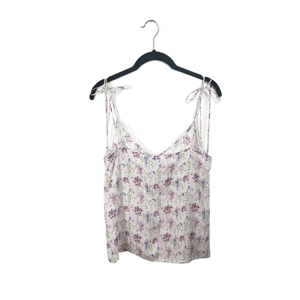 Natural silk floral lace top with buttons - Picture 6 of 7